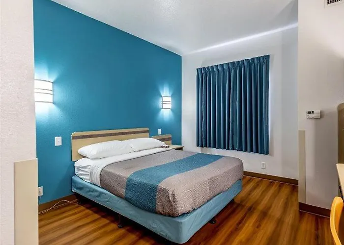 Hotel 6-caseyville, Il - Il Caseyville