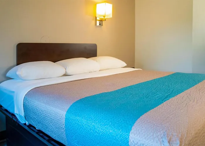 6-caseyville, Il - Il Hotel
