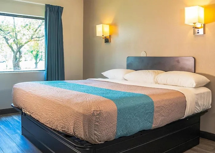 6-caseyville, Il - Il Hotel 2*